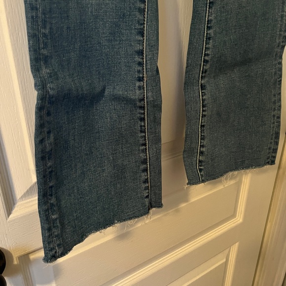 American Eagle Outfitters cropped kick flare jeans - Picture 3 of 5